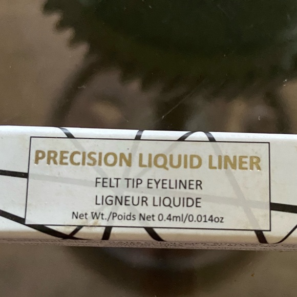 Estate, Liquid Eyeliner - Picture 4 of 5